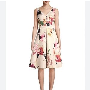 *BIG SALE* New Gabby Skye Jacquard Fit and Flare Dress - Size 6